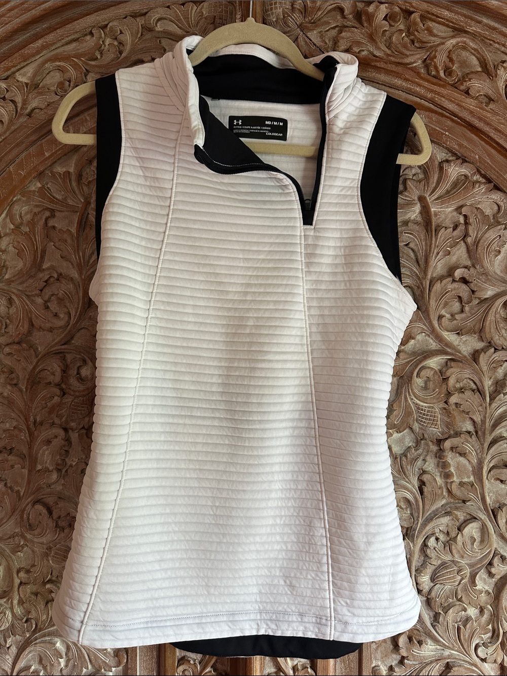 Under Armour White Quilted Sleeveless Vest with Black Trim